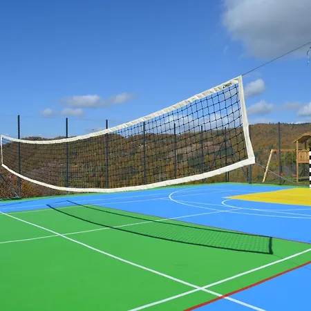 Lola Milmari & Hill Apartamento