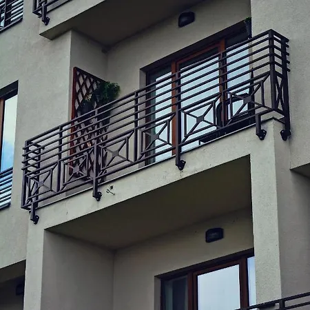 Apartamento Lola Milmari & Hill *