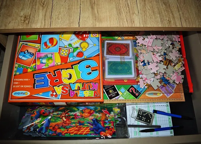 Lola Milmari & Hill * كوباونيك